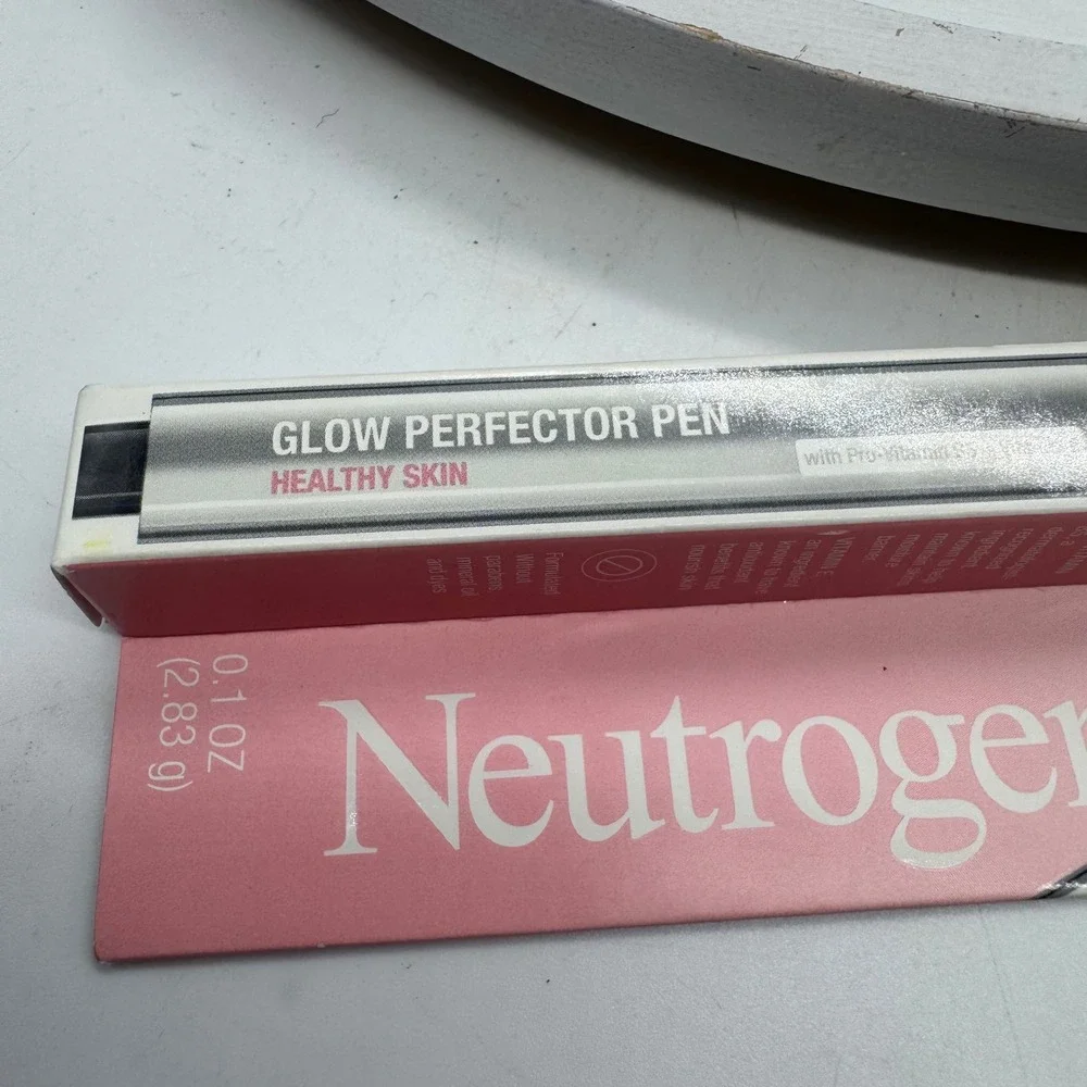 Neutrogena Healthy Skin Glow Perfector Pen Tan Brightening Concealer 0.1 oz